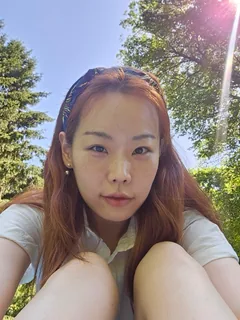 Chloe, co-founder of Toyoni